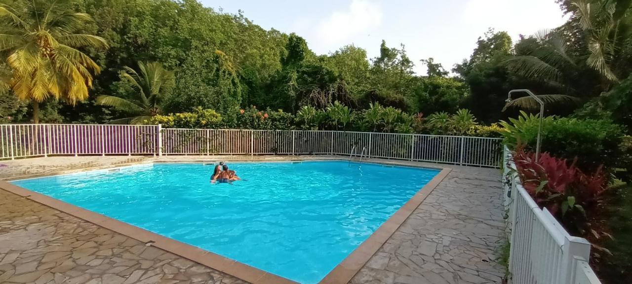 Superbe Appartement Vue Sur Mer Sainte-Anne Buitenkant foto